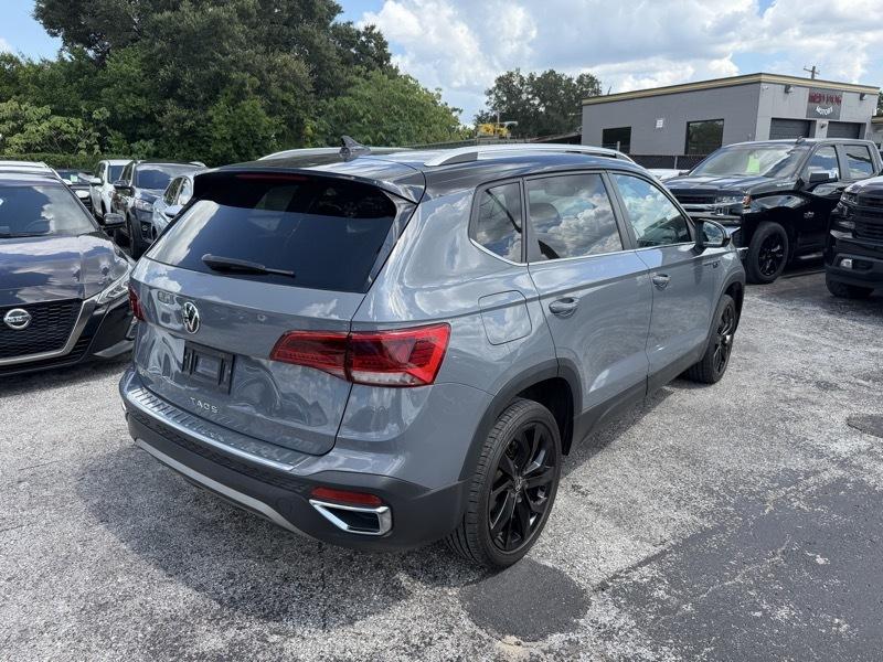 Volkswagen Taos Comfortline 2023