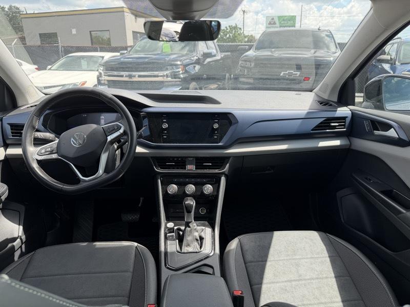 Volkswagen Taos Comfortline 2023