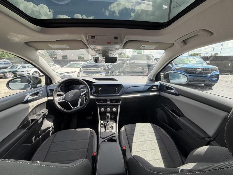 Volkswagen Taos Comfortline 2023
