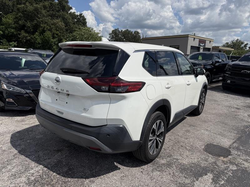 Nissan Rogue SV 2021