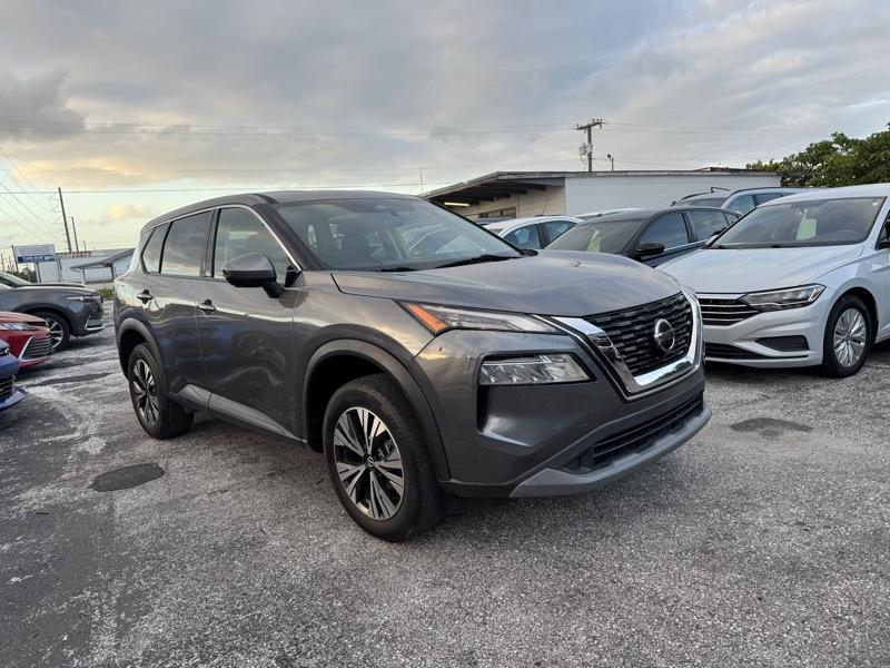 Nissan Rogue SV 2021