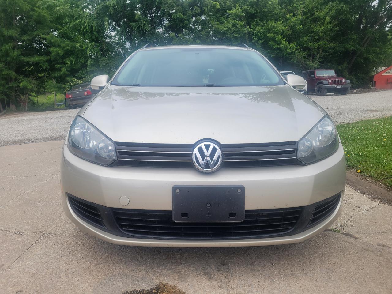 Volkswagen Jetta SportWagen TDI 2013