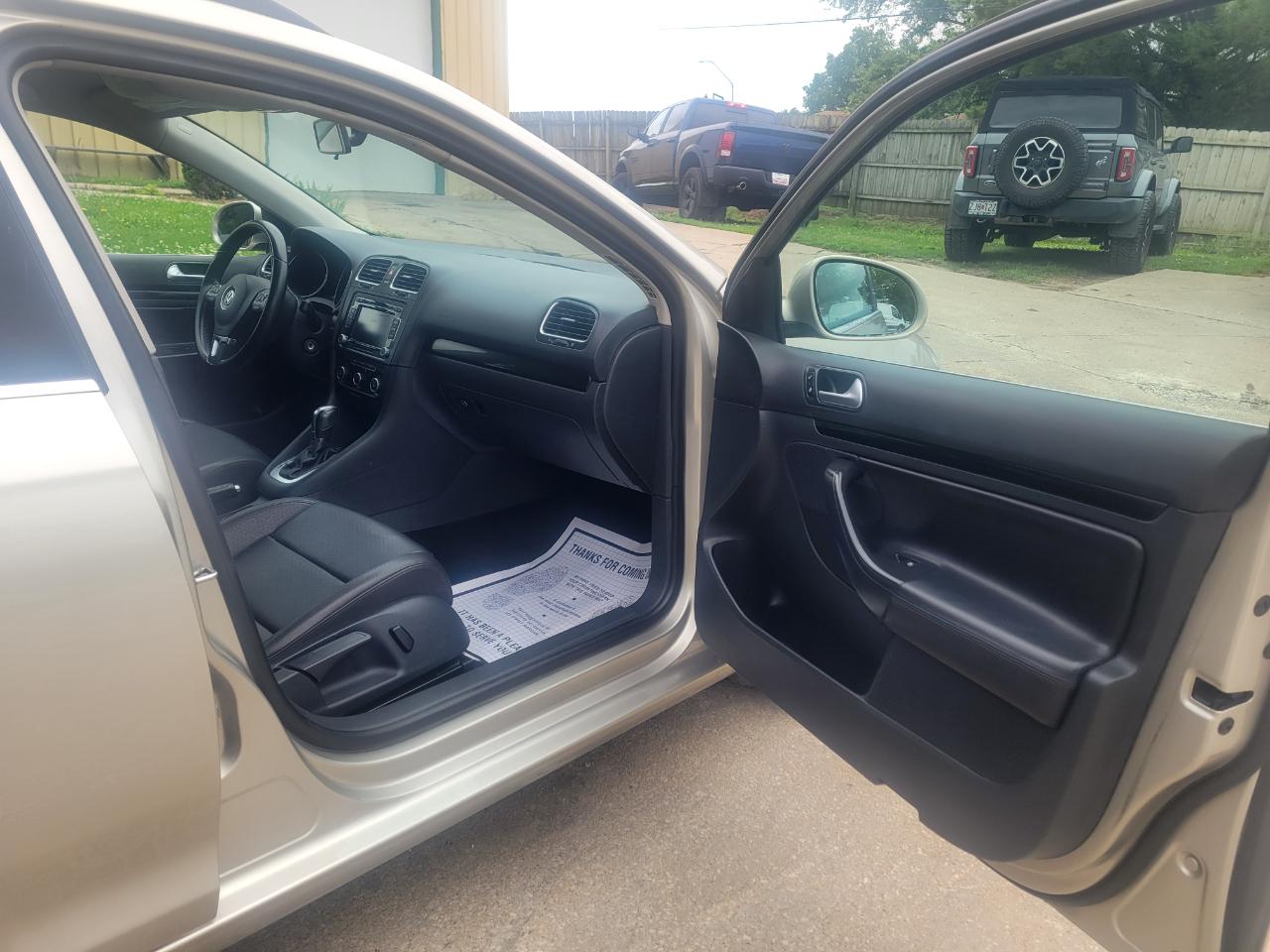 Volkswagen Jetta SportWagen TDI 2013
