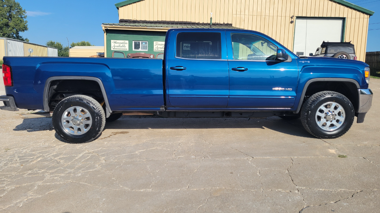 GMC Sierra 2500HD Crew Cab Long Bed 4WD 2019 GMC Sierra 2500HD Crew Cab Long Bed 4WD 2019