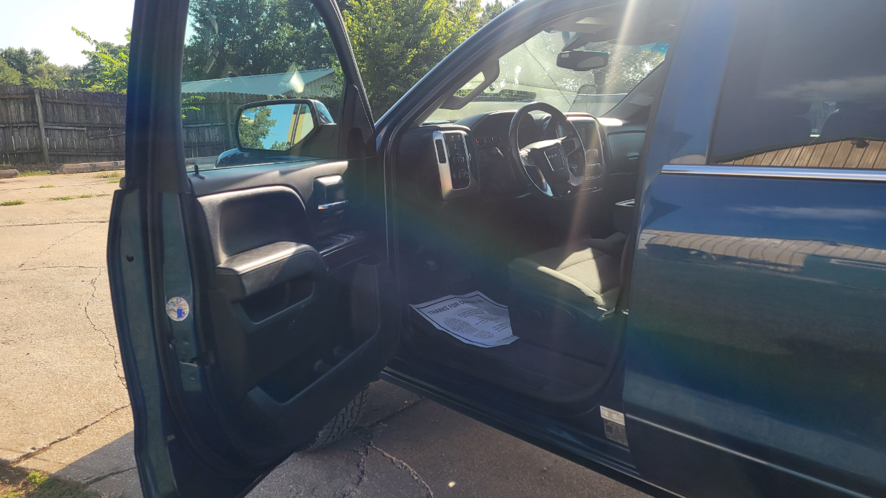 GMC Sierra 2500HD Crew Cab Long Bed 4WD 2019 GMC Sierra 2500HD Crew Cab Long Bed 4WD 2019