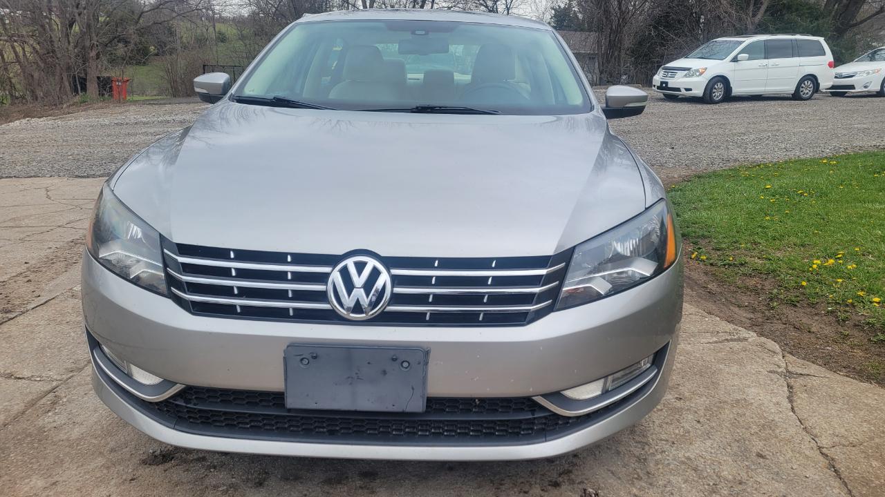 Volkswagen Passat SEL 2014