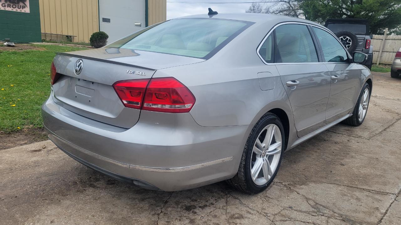 Volkswagen Passat SEL 2014
