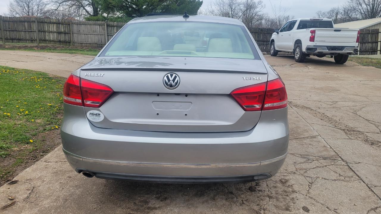Volkswagen Passat SEL 2014