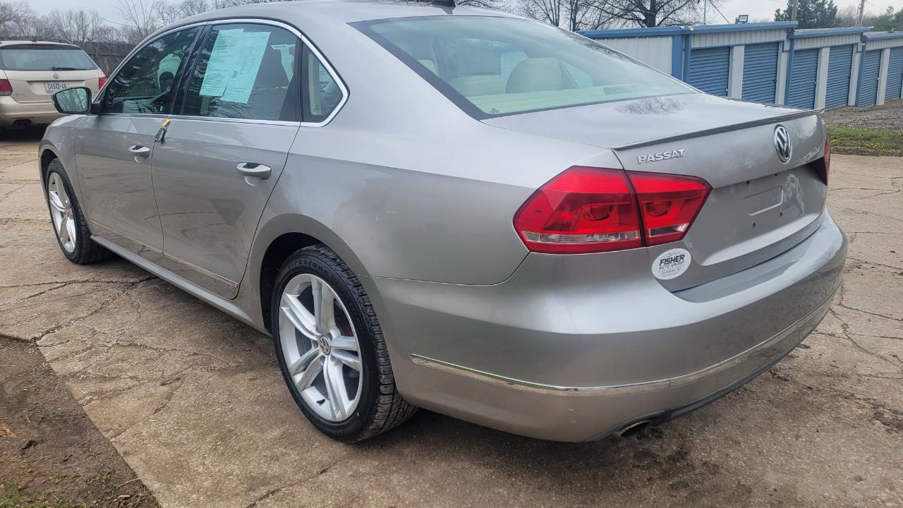 Volkswagen Passat SEL 2014