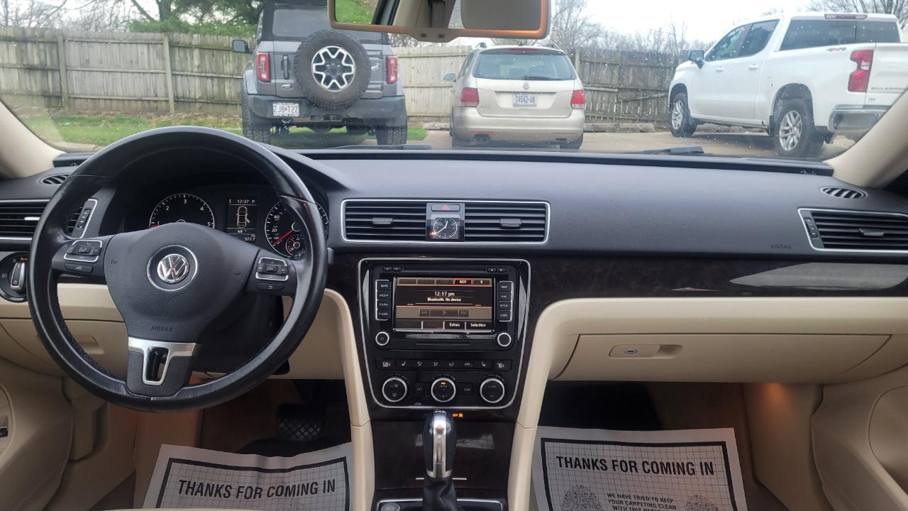 Volkswagen Passat SEL 2014