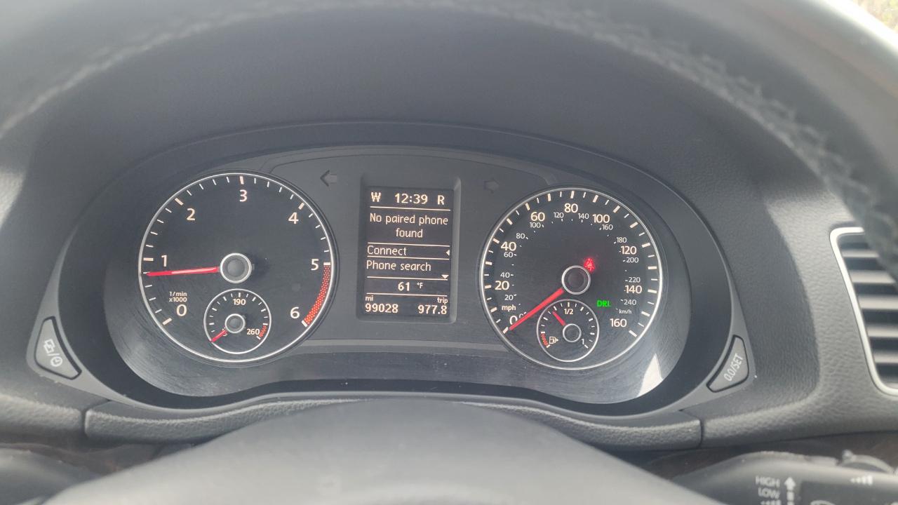 Volkswagen Passat SEL 2014