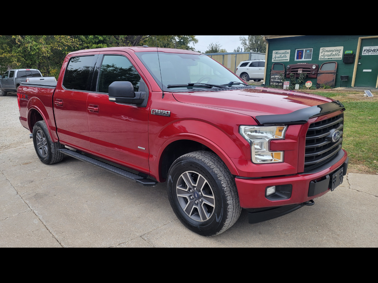 Ford F-150 SuperCrew Crew Cab 139" XLT 4WD 2017 Ford F-150 SuperCrew Crew Cab 139" XLT 4WD 2017
