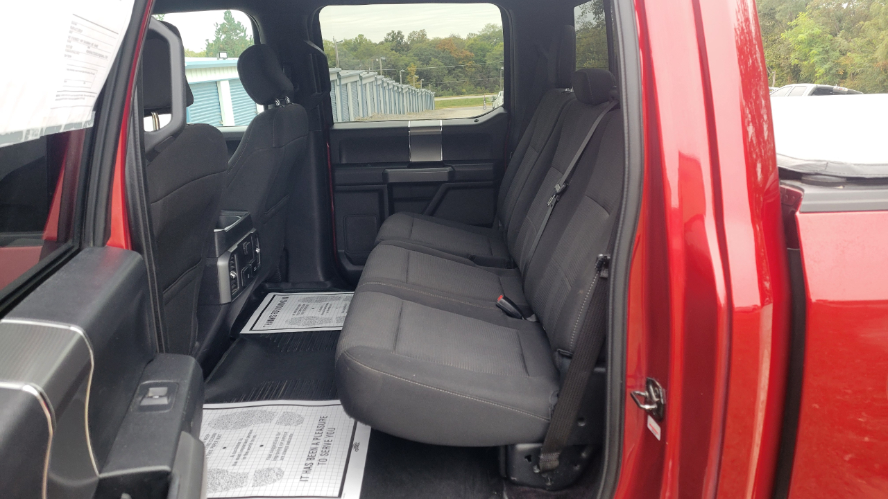 Ford F-150 SuperCrew Crew Cab 139" XLT 4WD 2017 Ford F-150 SuperCrew Crew Cab 139" XLT 4WD 2017