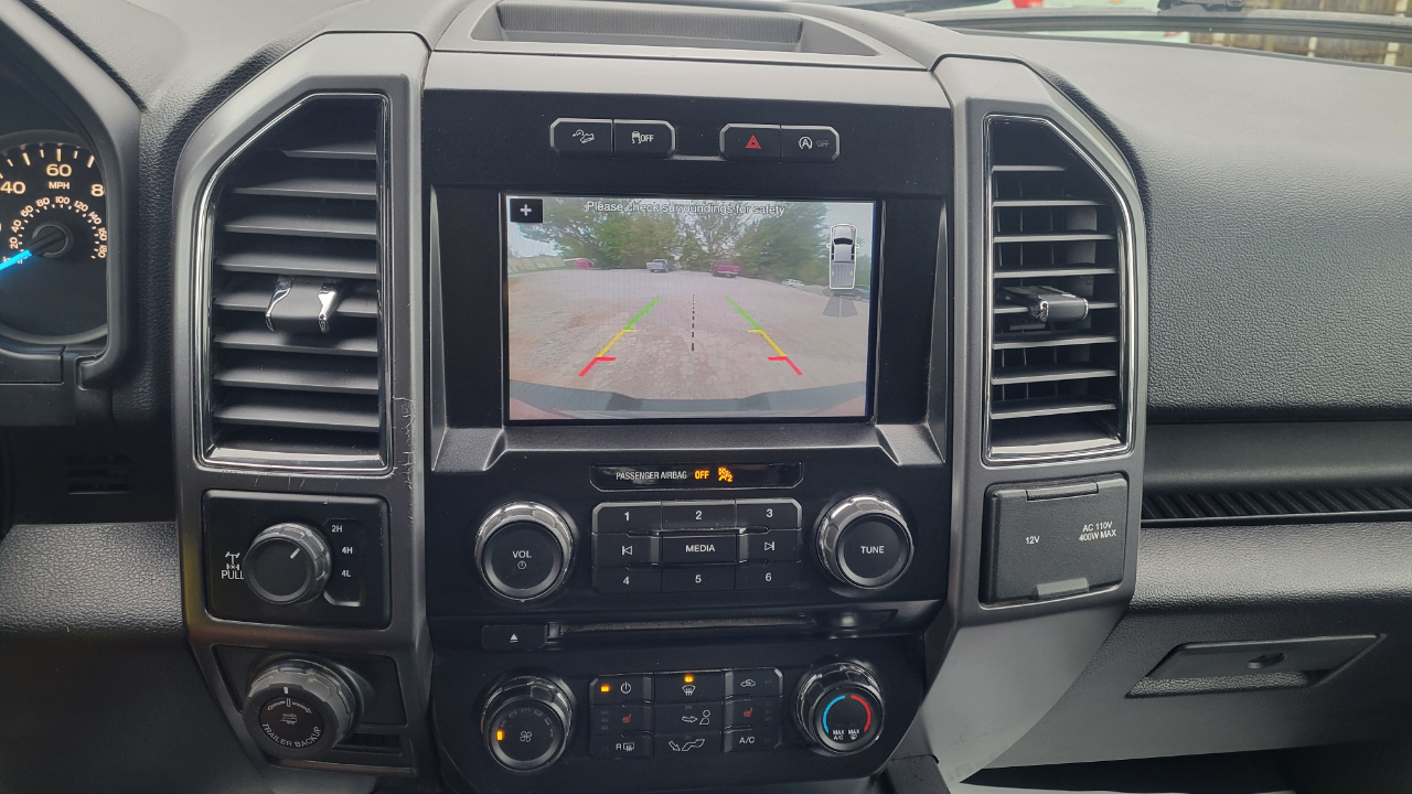 Ford F-150 SuperCrew Crew Cab 139" XLT 4WD 2017 Ford F-150 SuperCrew Crew Cab 139" XLT 4WD 2017