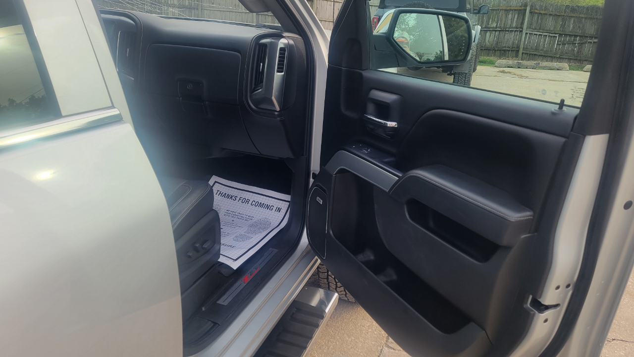 Chevrolet Silverado 1500 LTZ Crew Cab 4WD 2016