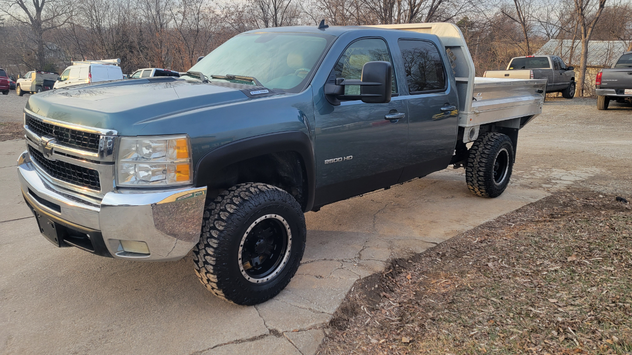 2010 Chevrolet Silverado 2500HD 4WD Crew Cab 159" LTZ