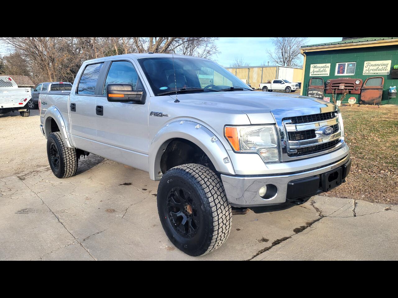 2014 Ford F-150 4WD Reg Cab 145" XLT