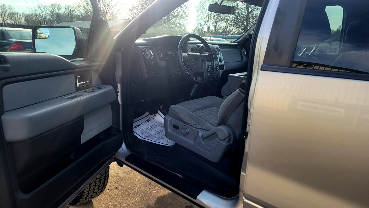 Ford F-150 4WD Reg Cab 145" XLT 2014