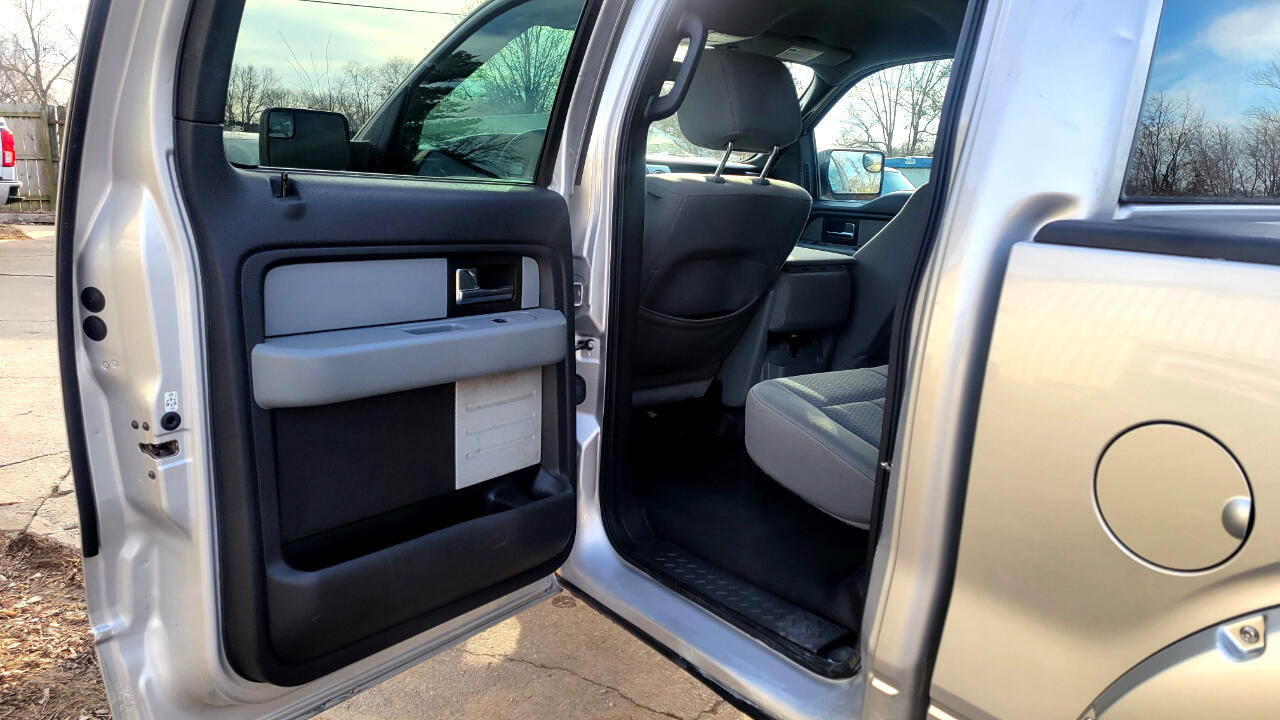 Ford F-150 4WD Reg Cab 145" XLT 2014