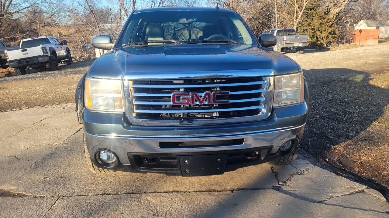GMC Sierra 1500 4WD Crew Cab 147" SLT 2011