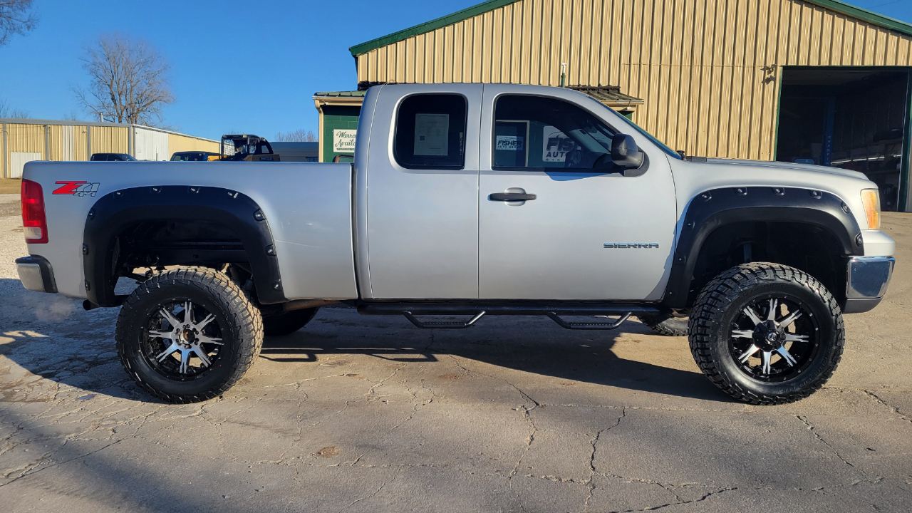 GMC Sierra 1500 4WD Ext Cab 143.5" SLE 2013