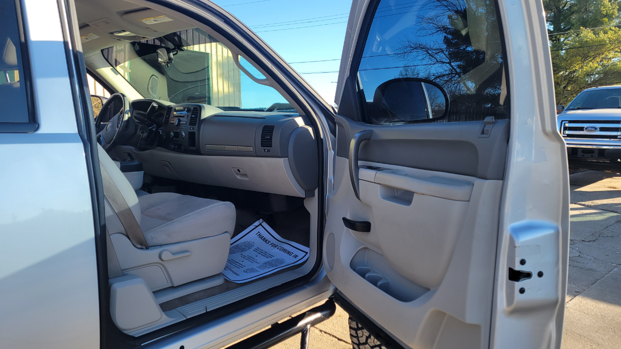 GMC Sierra 1500 4WD Ext Cab 143.5" SLE 2013