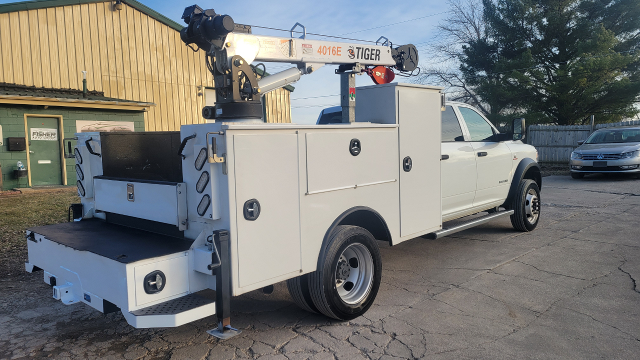 RAM 5500 Chassis Cab Tradesman 4x4 Crew Cab 84" CA 197.4" WB 2022