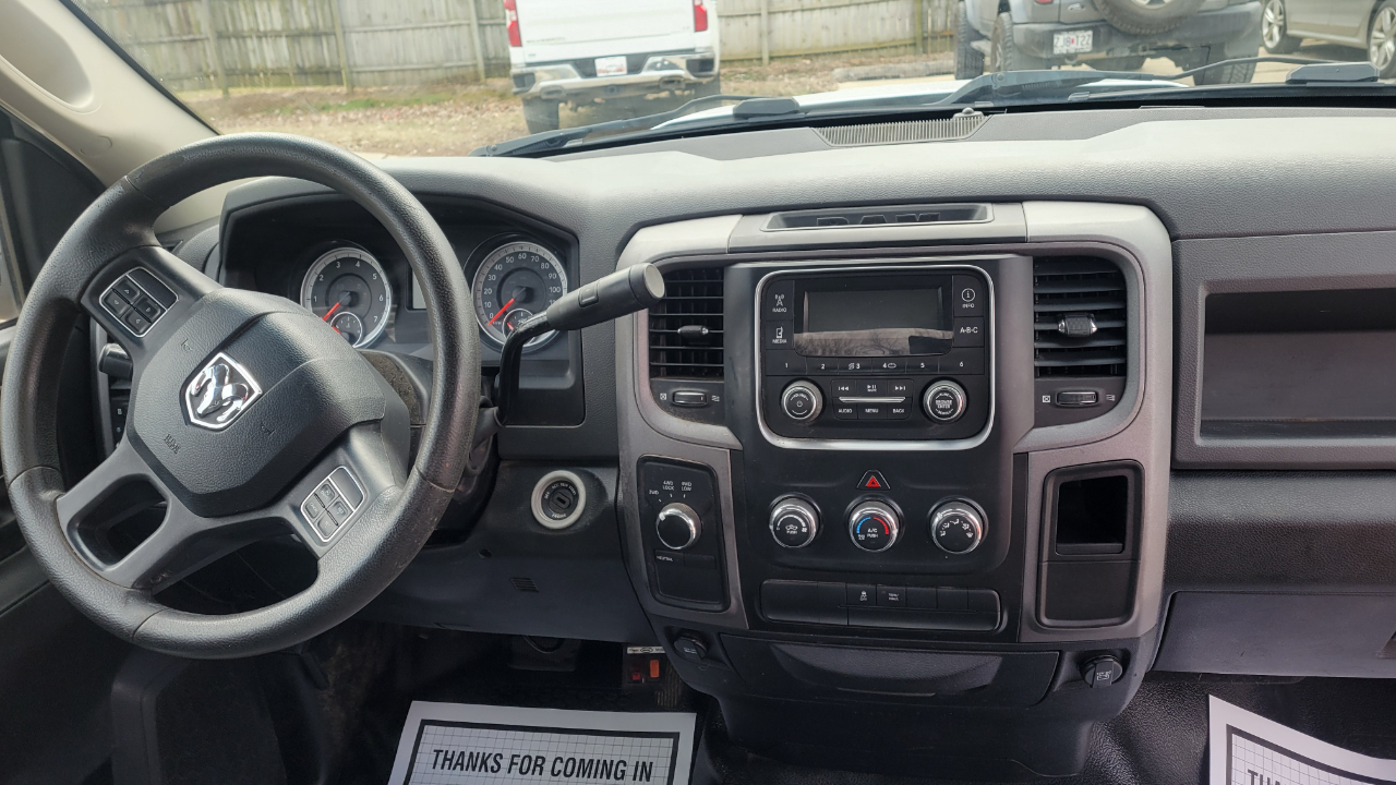 RAM 1500 ST Reg Cab 4WD 2014