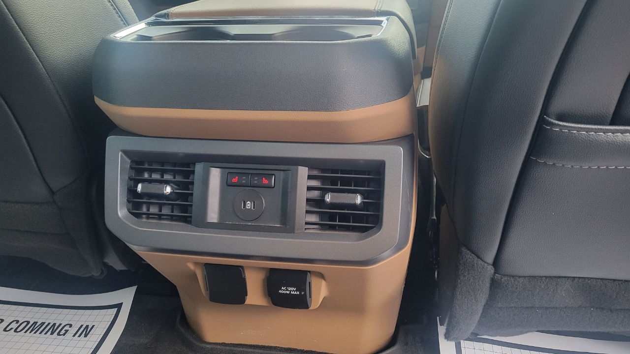 Ford F-250 SD Lariat SuperCab Long Bed 4WD 2024