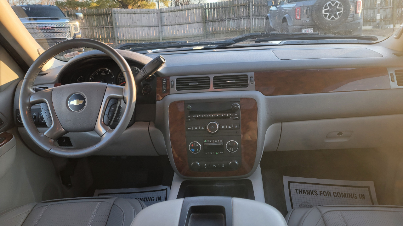 Chevrolet Silverado 1500 LTZ Crew Cab 4WD 2012