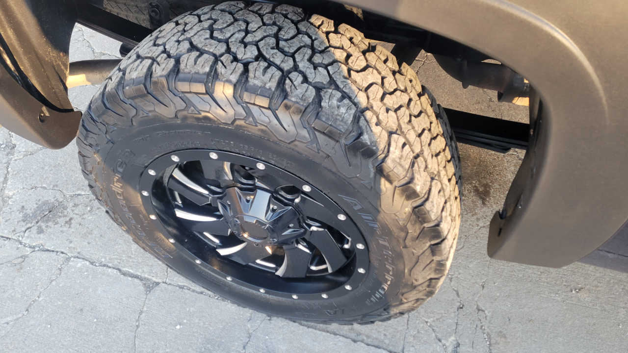 Chevrolet Silverado 1500 LTZ Crew Cab 4WD 2012