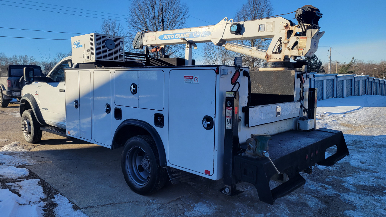 RAM 5500 Chassis Cab Tradesman 4x2 Reg Cab 84" CA 168.5" WB 2019