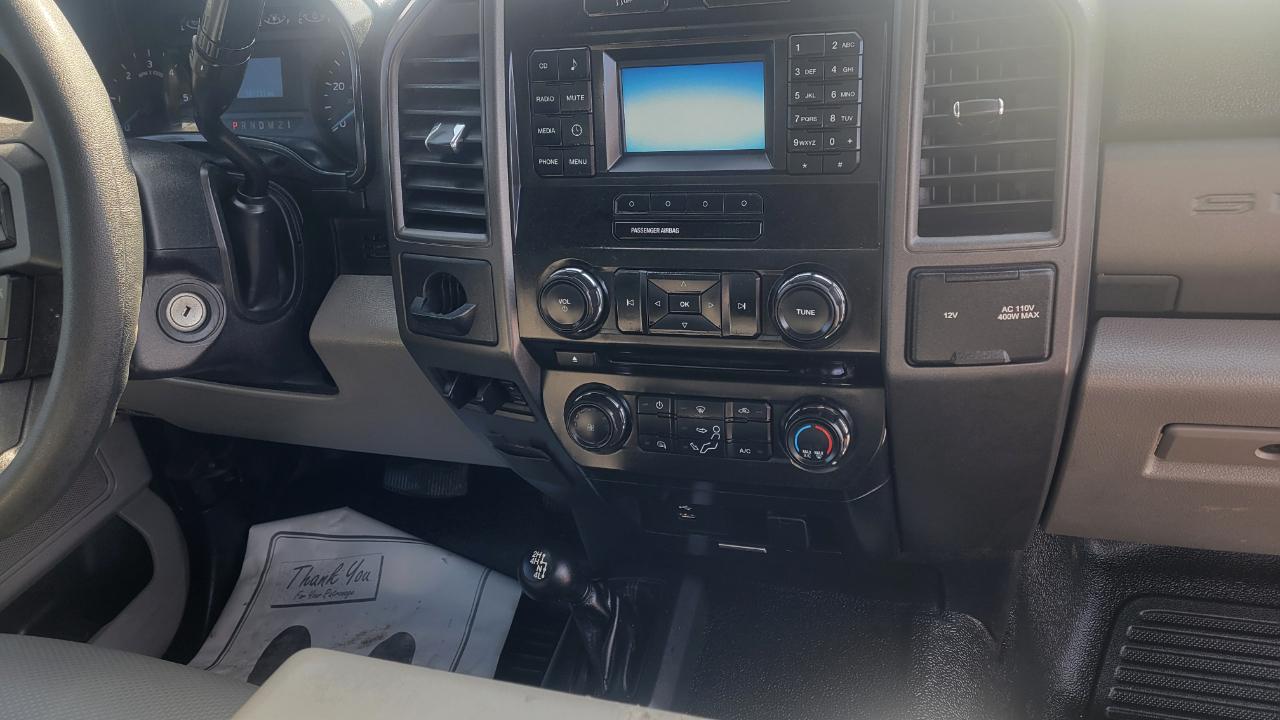 Ford F-550 Super Duty Chassis  2017