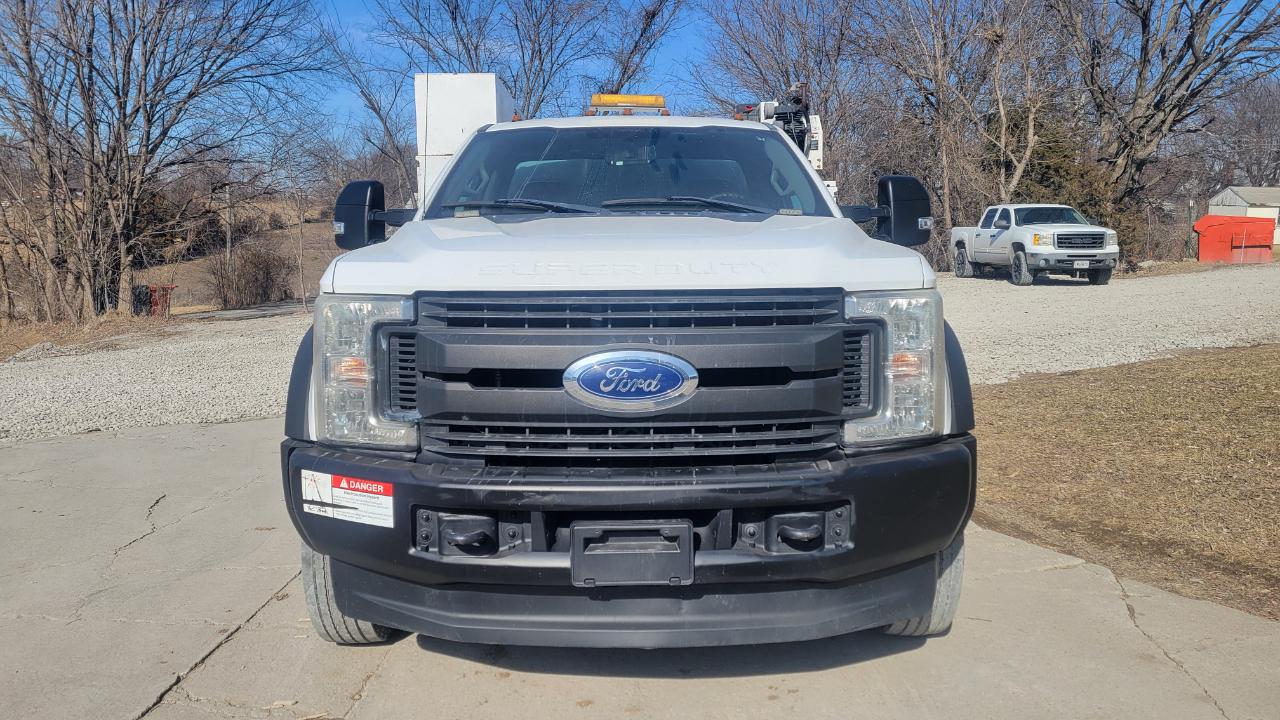 Ford F-550 Super Duty Chassis  2017