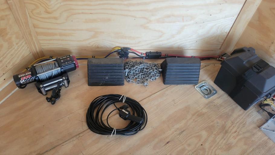 Giddy Up Trailers 8.5x24TA  2023