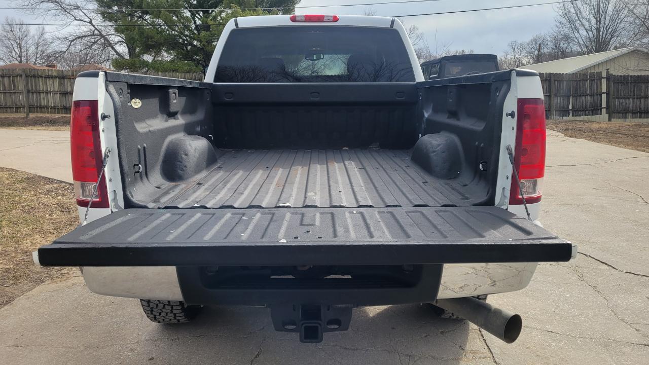 GMC Sierra 2500HD SLE Crew Cab 4WD 2012