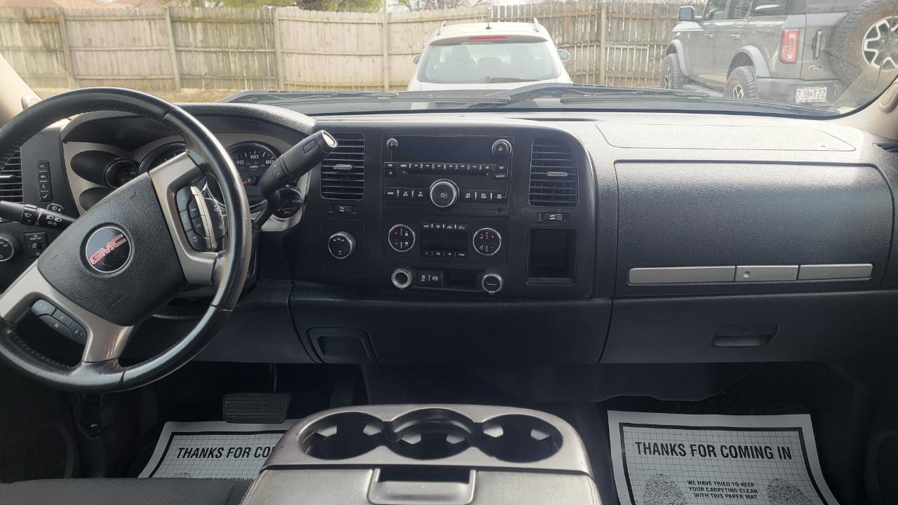 GMC Sierra 2500HD SLE Crew Cab 4WD 2012