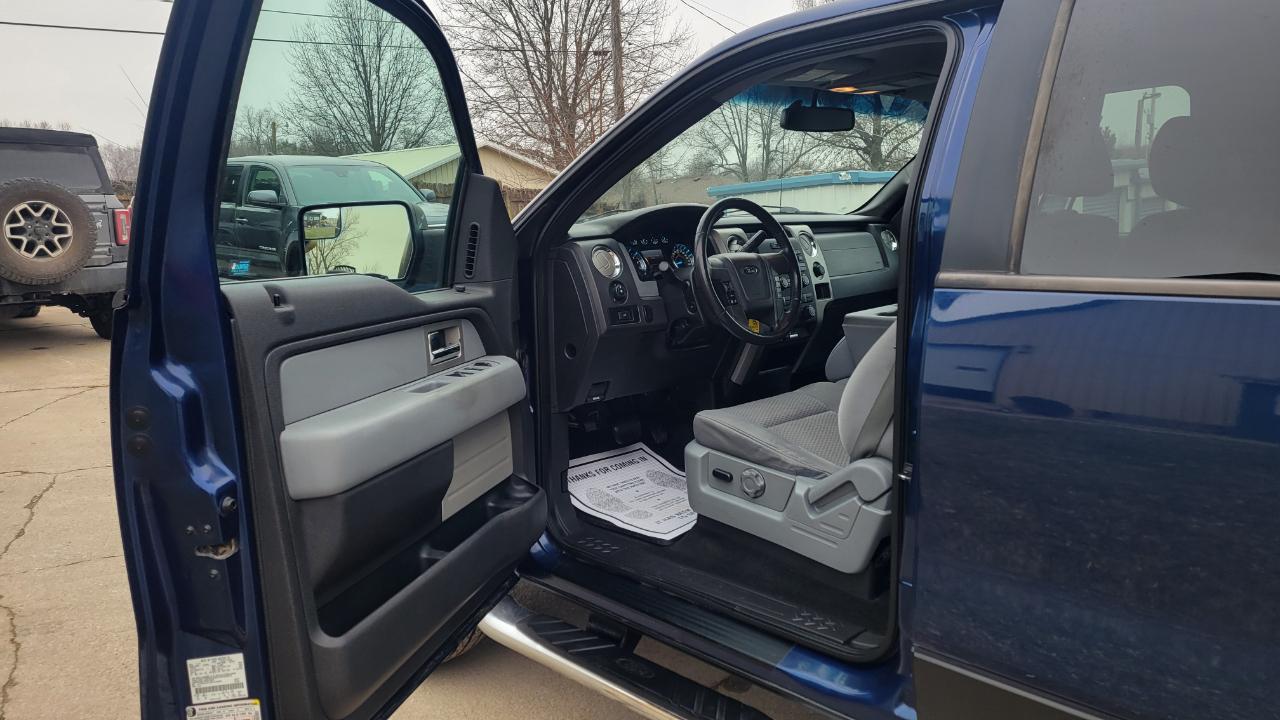 Ford F-150 XLT SuperCrew 4WD 2011