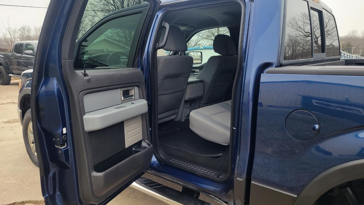 Ford F-150 XLT SuperCrew 4WD 2011