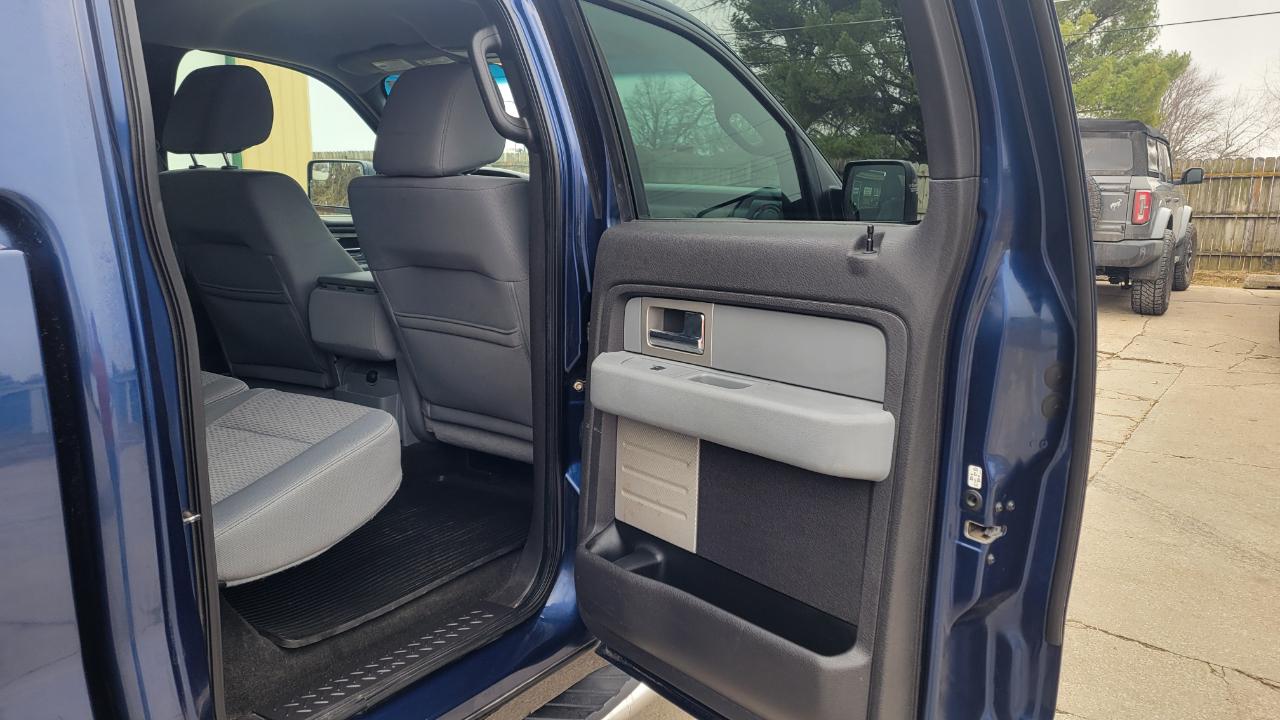 Ford F-150 XLT SuperCrew 4WD 2011