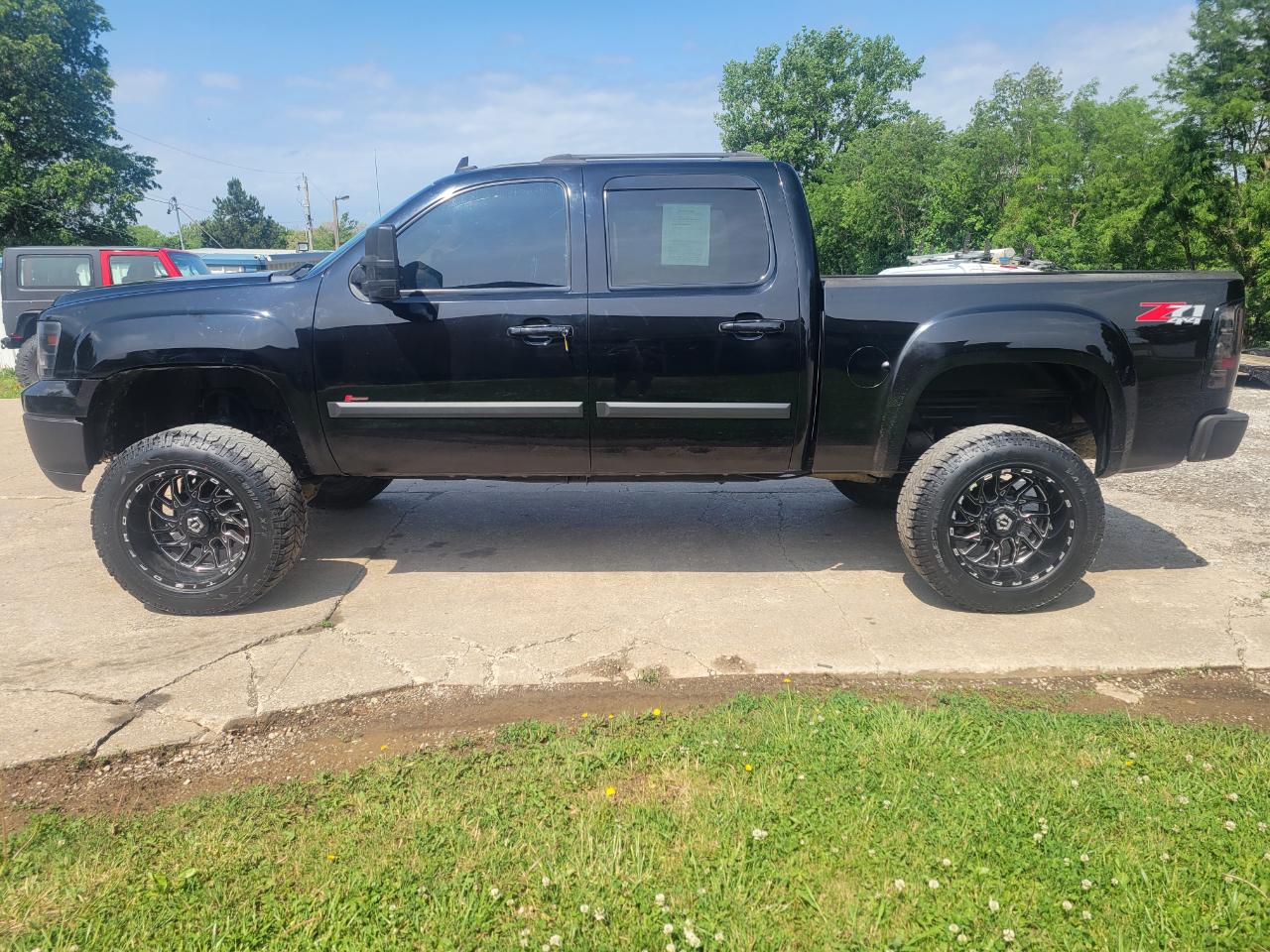 GMC Sierra 1500 SLT Crew Cab 4WD 2013