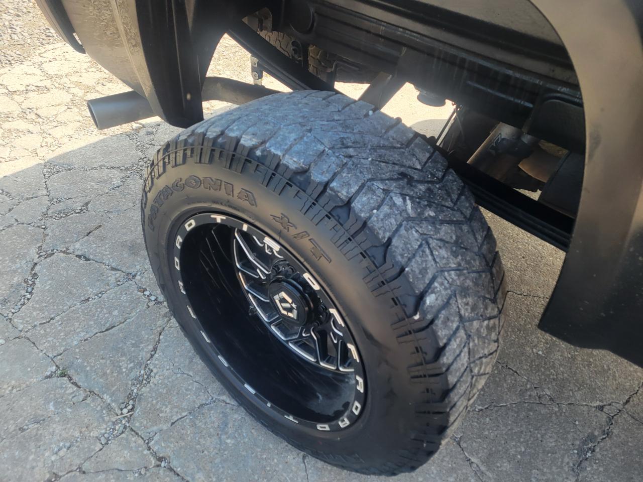 GMC Sierra 1500 SLT Crew Cab 4WD 2013