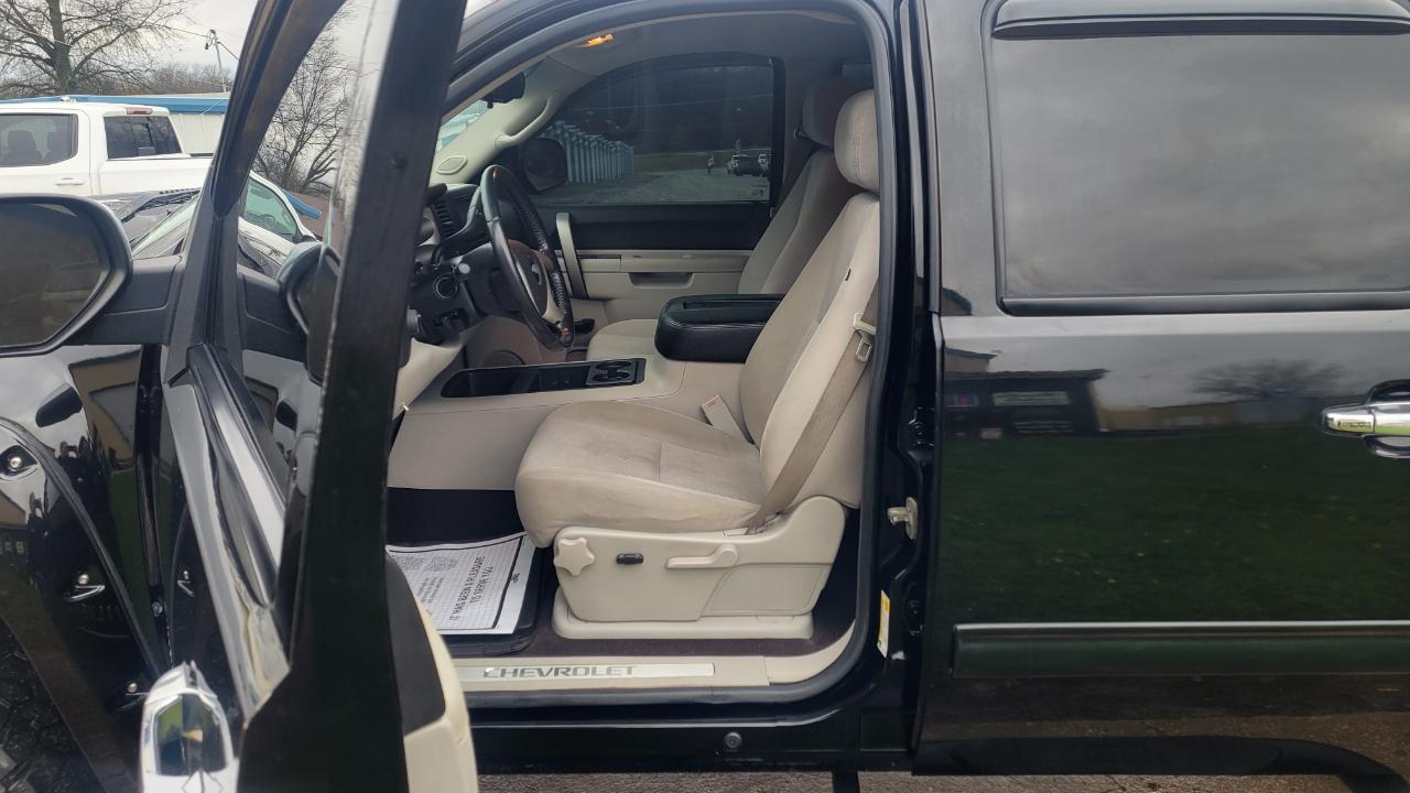 Chevrolet Silverado 1500 LT Crew Cab 4WD 2010