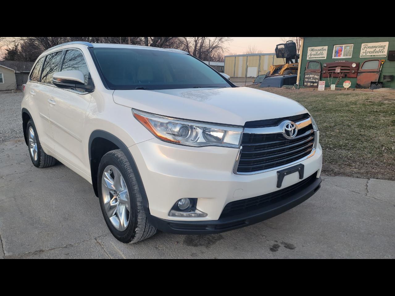 Toyota Highlander Limited AWD 2016