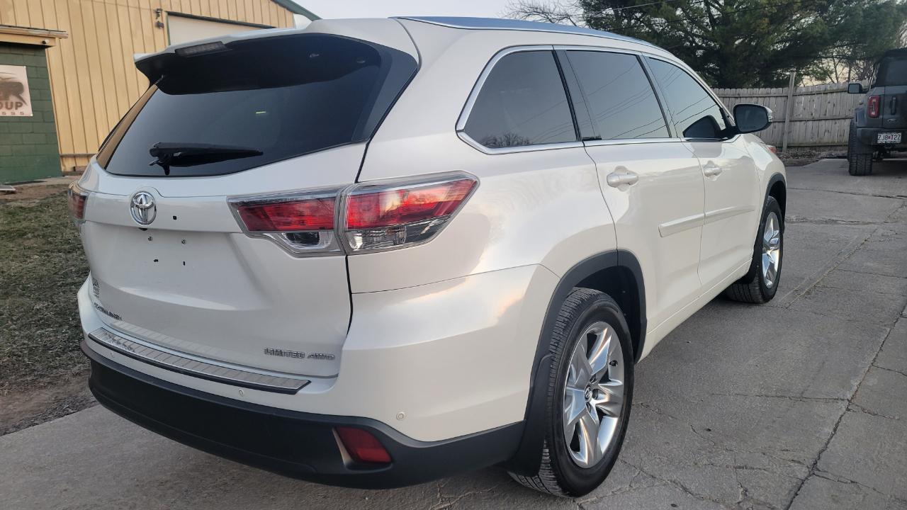 Toyota Highlander Limited AWD 2016