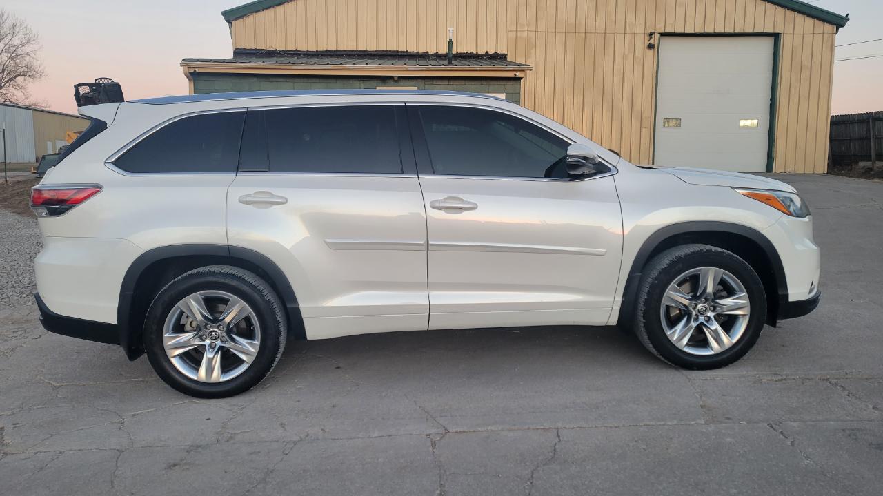 Toyota Highlander Limited AWD 2016