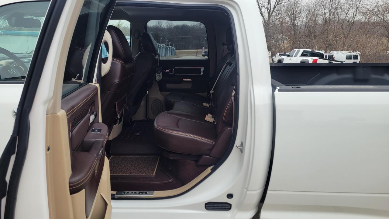 RAM 2500 Laramie Longhorn Crew Cab 4WD 2014