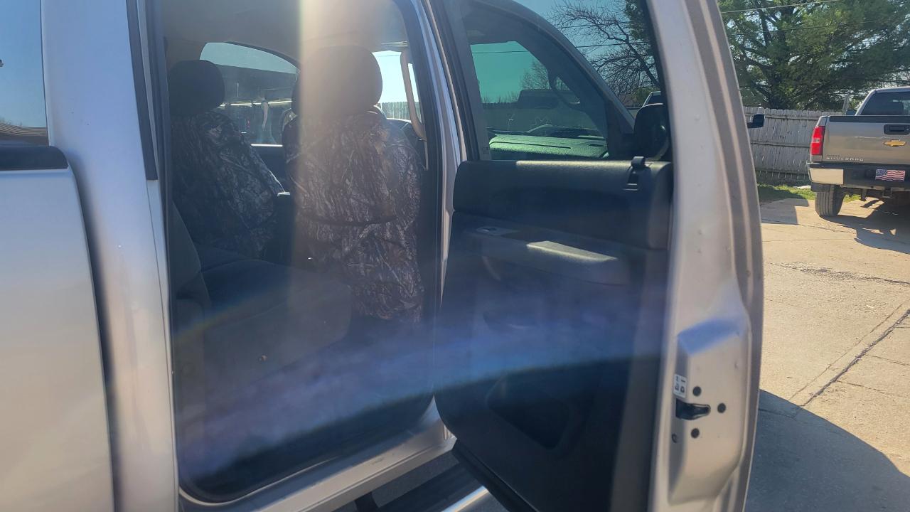 Chevrolet Silverado 3500HD LT Crew Cab 4WD 2009