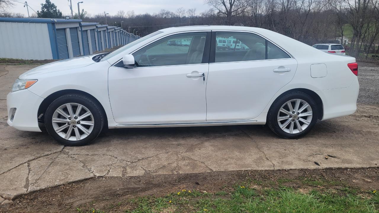 Toyota Camry XLE 2012