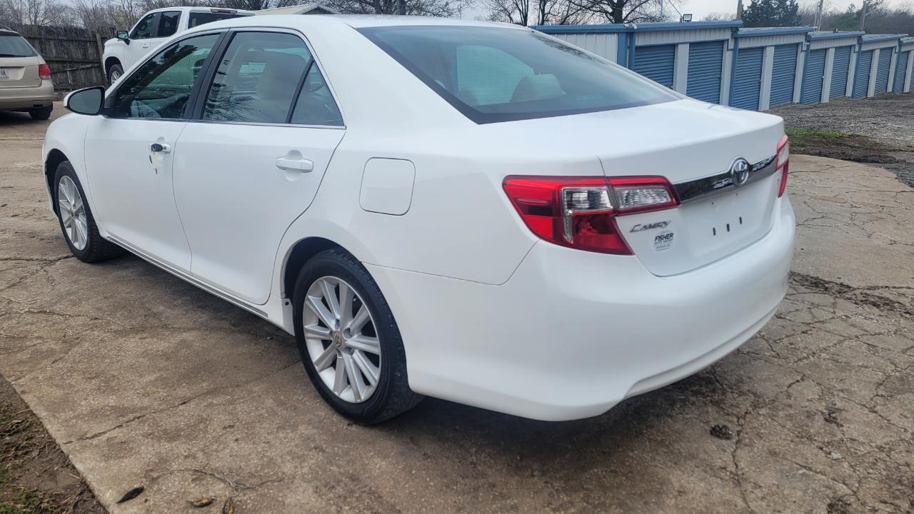 Toyota Camry XLE 2012